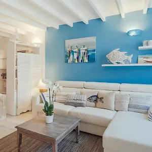  Appartamento Amazing With Private Parking